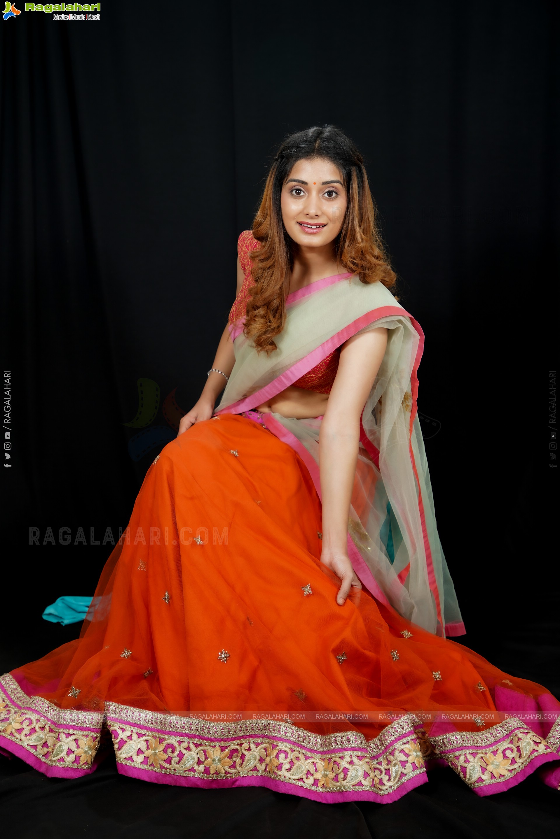 Kanika Wadhwa Latest Exclusive Photoshoot, HD Gallery