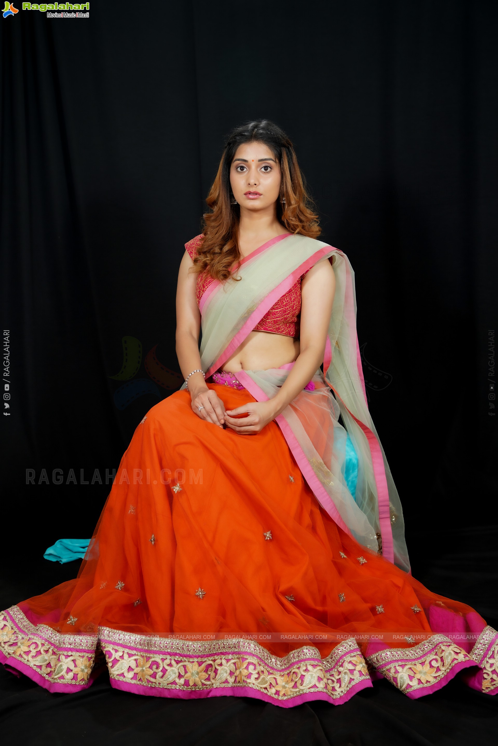 Kanika Wadhwa Latest Exclusive Photoshoot, HD Gallery