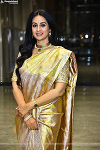 Laya at Thammudu Movie Pre Release Event, HD Gallery 