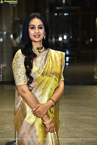 Laya at Thammudu Movie Pre Release Event, HD Gallery 