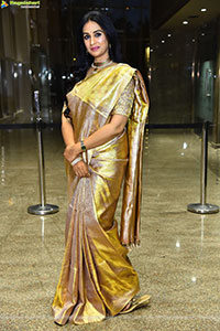 Laya at Thammudu Movie Pre Release Event, HD Gallery 