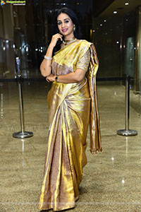 Laya at Thammudu Movie Pre Release Event, HD Gallery 