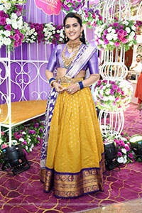Sravanthi Chokarapu at Hi Life Brides Exhibition Launch 