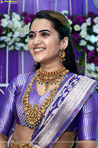 Sravanthi Chokarapu at Hi Life Brides Exhibition Launch 