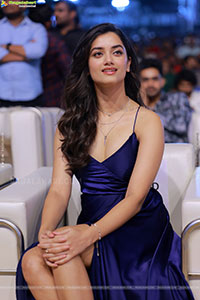 Bhagyashri Borse at Kingdom Movie Pre Release Event