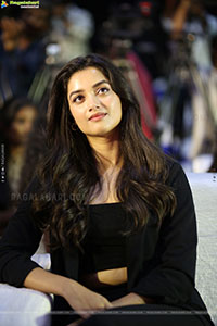 Bhagyashri Borse at Kingdom Press Meet, HD Gallery 