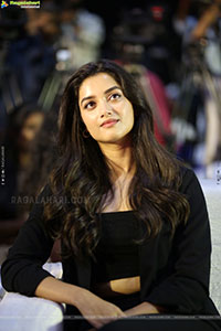 Bhagyashri Borse at Kingdom Press Meet, HD Gallery 