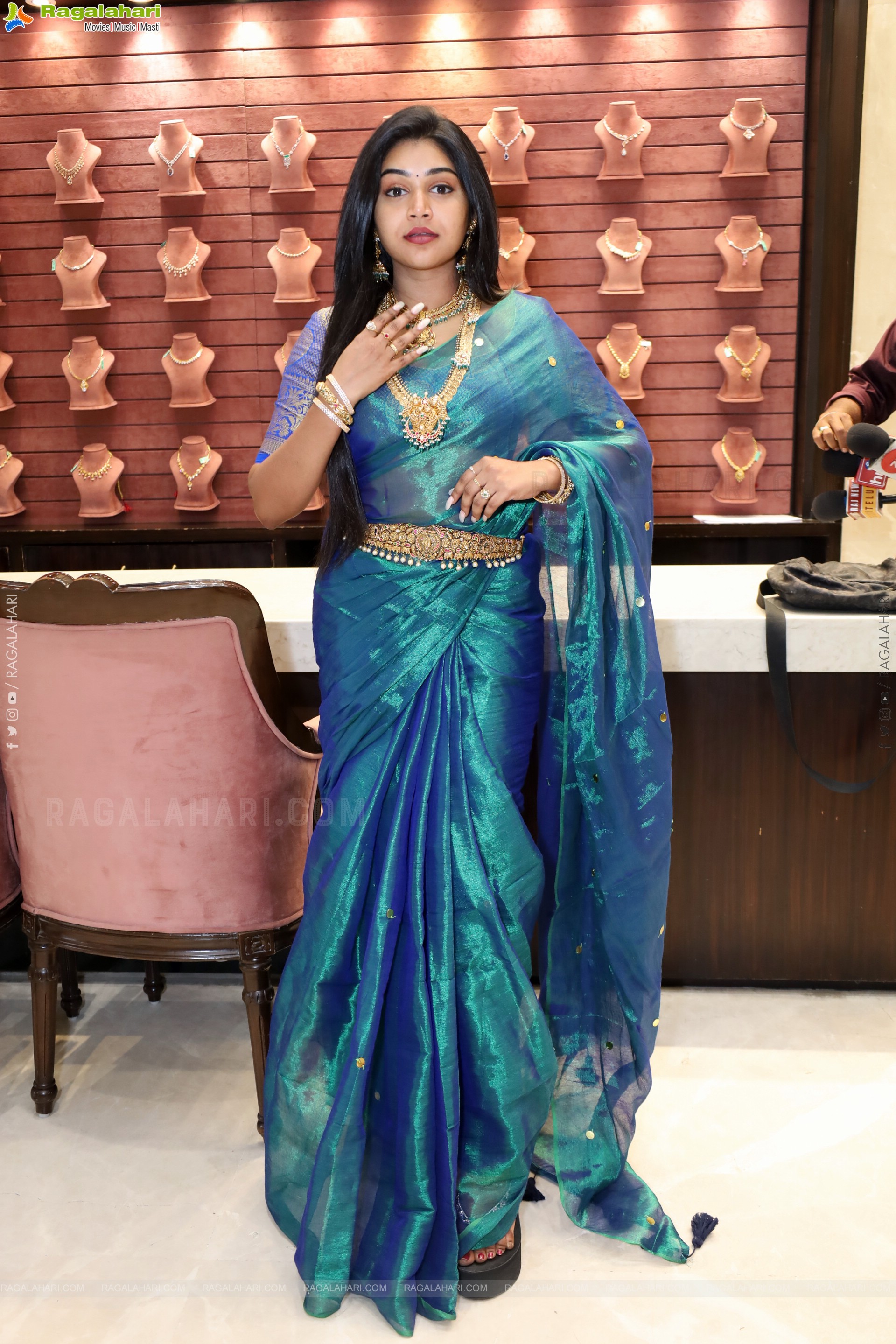 Bramarambika poses with Jewellery, HD Gallery