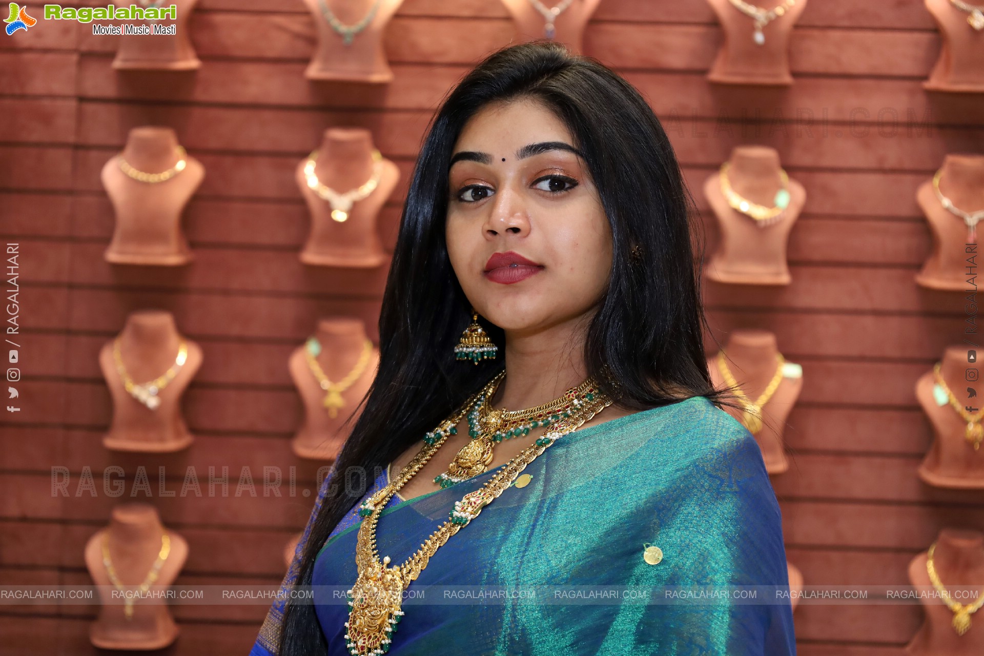 Bramarambika poses with Jewellery, HD Gallery