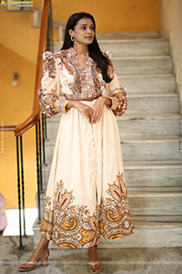 Deepthi at Mr. Reddy Pre Release Event, HD Gallery