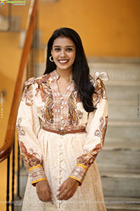 Deepthi at Mr. Reddy Pre Release Event, HD Gallery