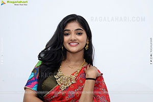 Gayathri Kothapalli stills in Half Saree, HD Gallery