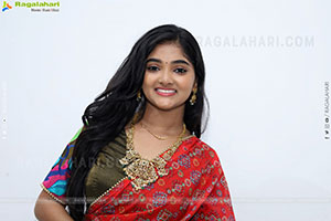 Gayathri Kothapalli stills in Half Saree, HD Gallery