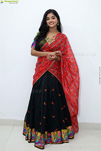 Gayathri Kothapalli stills in Half Saree, HD Gallery