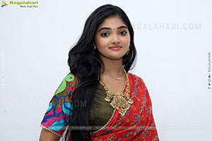 Gayathri Kothapalli stills in Half Saree, HD Gallery