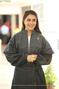 Genelia stills at Junior Movie Interview, HD Gallery