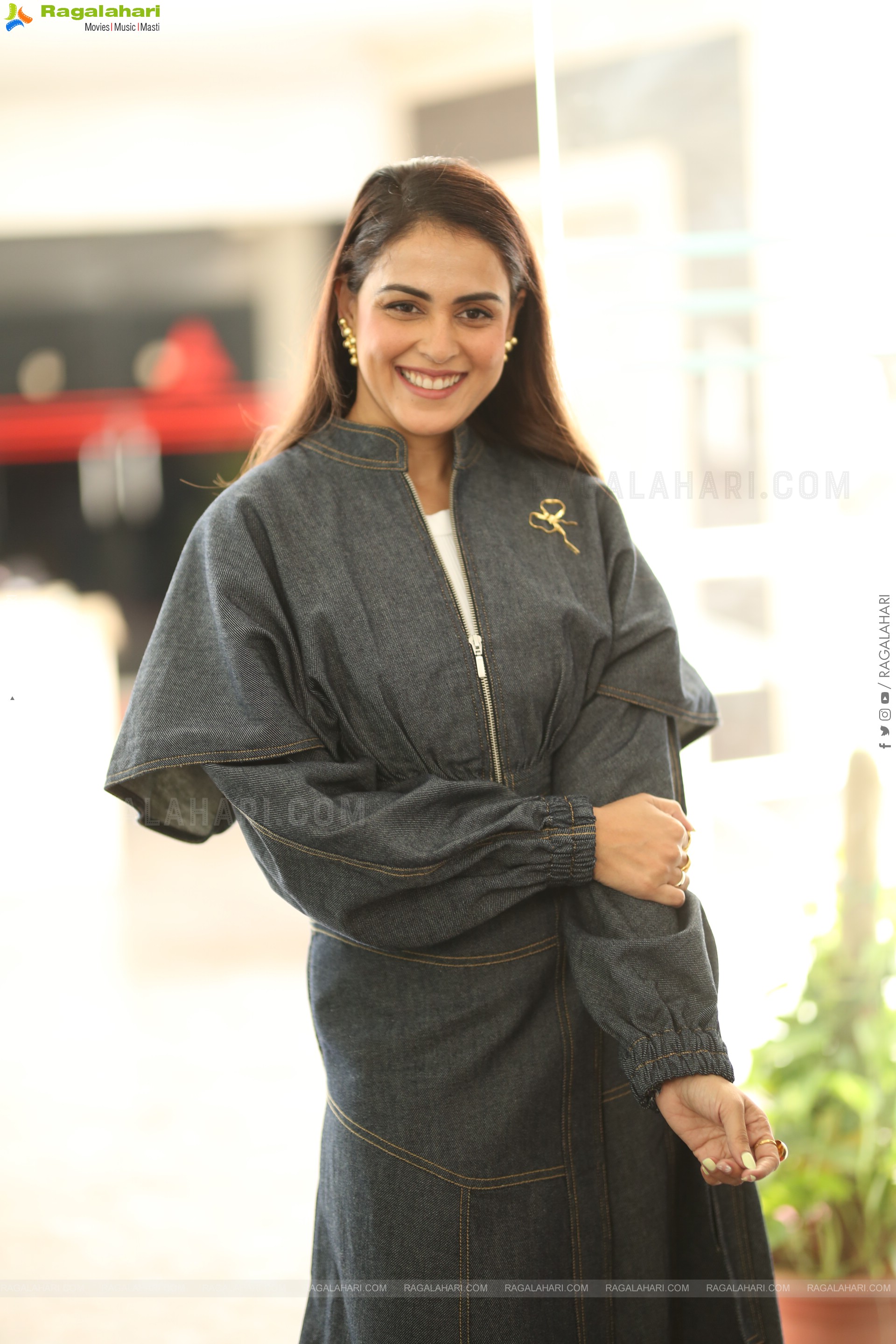 Genelia stills at Junior Movie Interview, HD Gallery