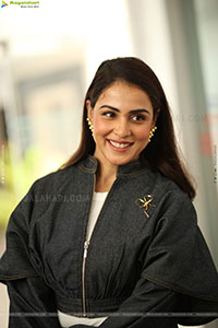 Genelia stills at Junior Movie Interview, HD Gallery