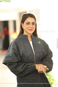 Genelia stills at Junior Movie Interview, HD Gallery