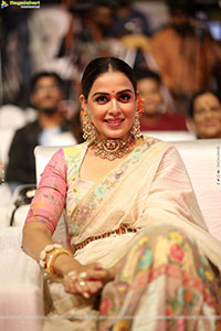 Genelia at Junior Movie Pre Release Event, HD Gallery 