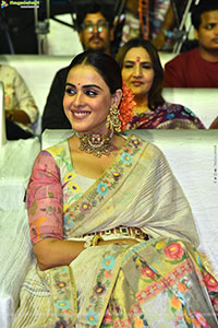 Genelia at Junior Movie Pre Release Event, HD Gallery 