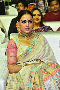 Genelia at Junior Movie Pre Release Event, HD Gallery 