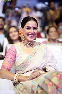 Genelia at Junior Movie Pre Release Event, HD Gallery 