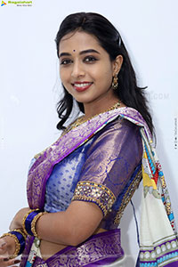Krithika stills in Traditional Half Saree, HD Photo Gallery