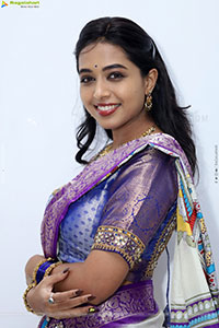 Krithika stills in Traditional Half Saree, HD Photo Gallery