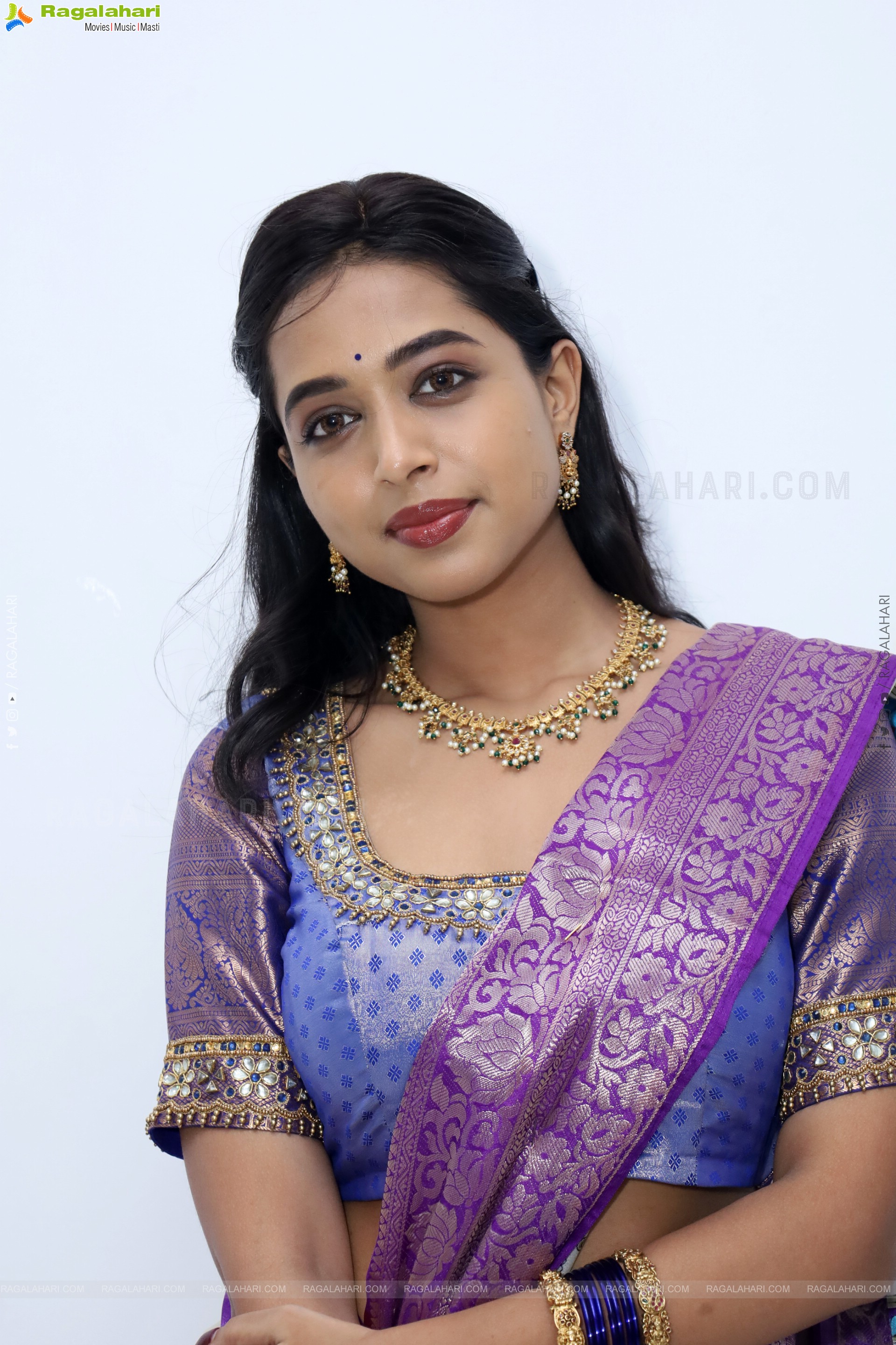 Krithika Latest stills in Half Saree, HD Gallery