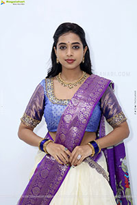 Krithika stills in Traditional Half Saree, HD Photo Gallery