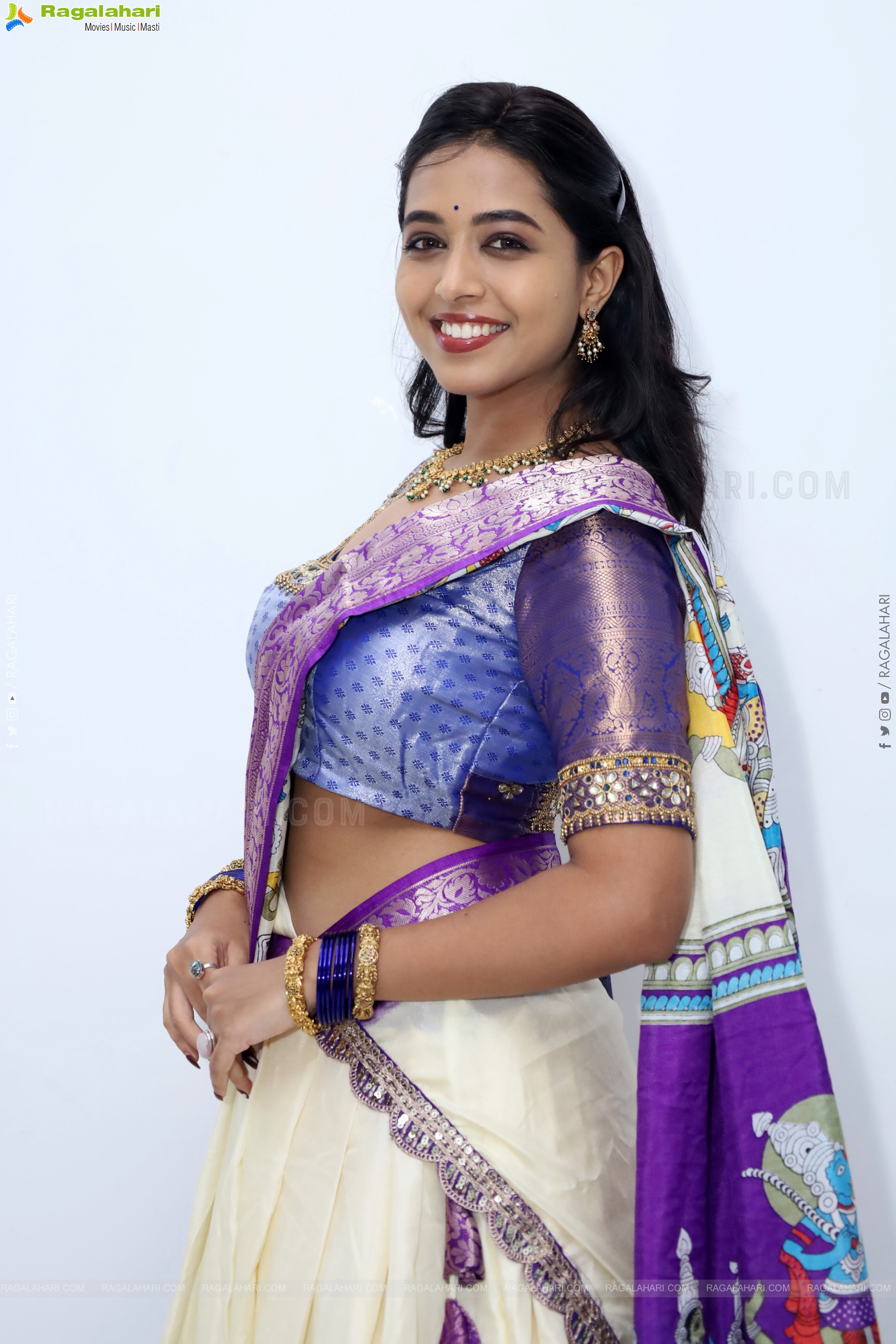 Krithika Latest stills in Half Saree, HD Gallery