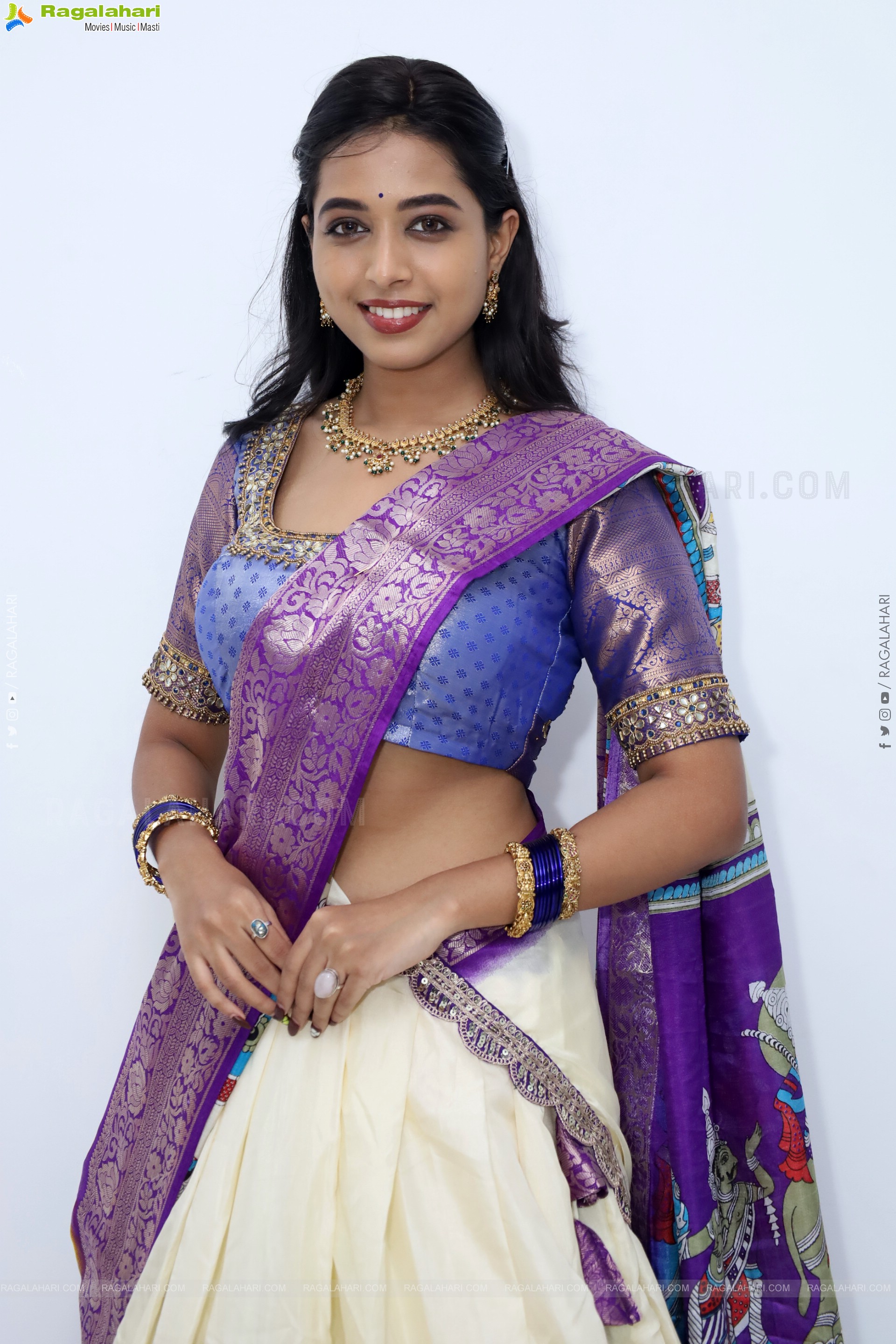 Krithika Latest stills in Half Saree, HD Gallery