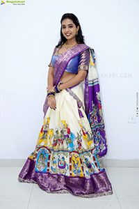 Krithika stills in Traditional Half Saree, HD Photo Gallery