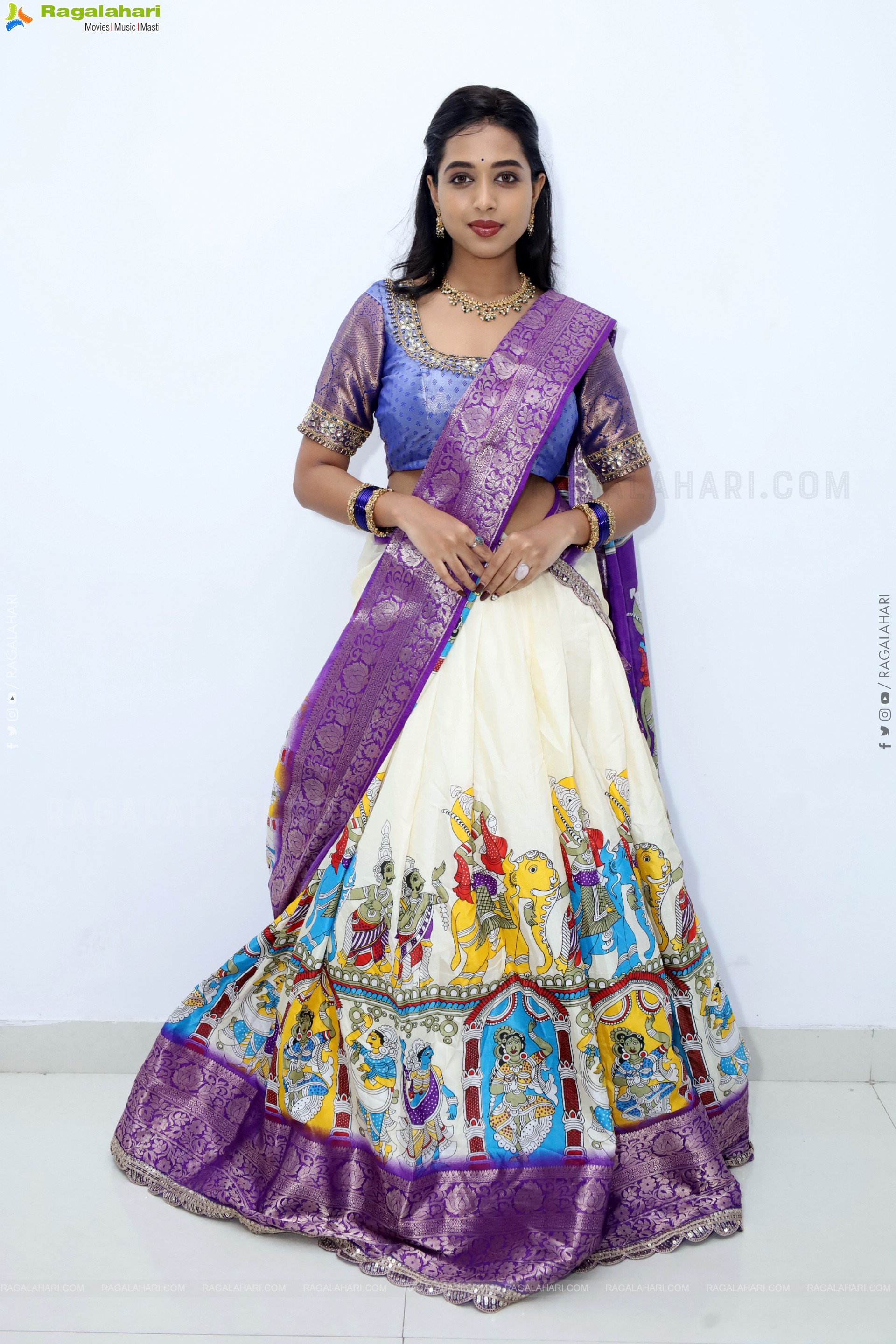 Krithika Latest stills in Half Saree, HD Gallery