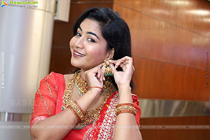 Madhuri Rathod Poses with Designer Jewellery, HD Gallery