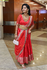 Madhuri Rathod Poses with Designer Jewellery, HD Gallery