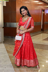 Madhuri Rathod Poses with Designer Jewellery, HD Gallery