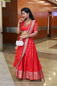 Madhuri Rathod Poses with Designer Jewellery, HD Gallery