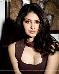 Actress Manasa Varanasi Latest HD Photoshoot Stills