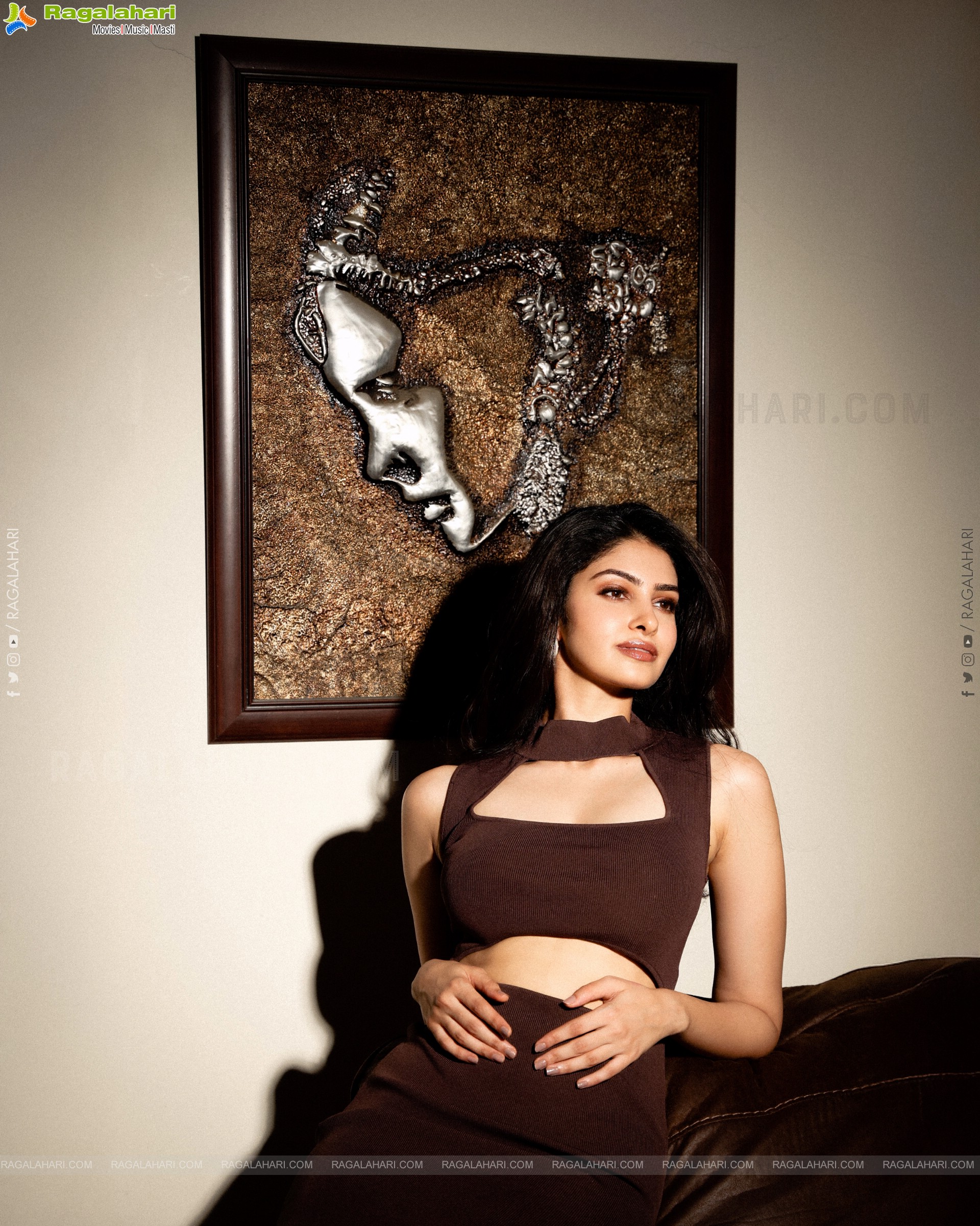 Actress Manasa Varanasi Latest HD Photoshoot Stills, Photo Gallery