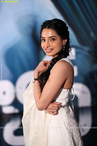 Manisha Kandkur at Brat Movie Song Launch, HD Gallery