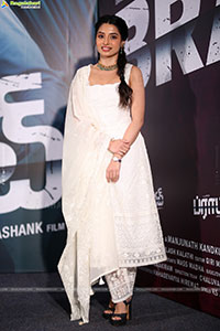 Manisha Kandkur at Brat Movie Song Launch, HD Gallery