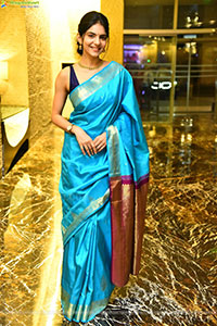 Misha Narang at The 100 Movie Pre-Release Event, HD Gallery
