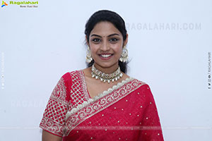 Mounika Ghanta in Red Saree, HD Photo Gallery