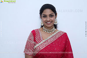 Mounika Ghanta in Red Saree, HD Photo Gallery