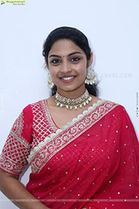 Mounika Ghanta in Red Saree, HD Photo Gallery