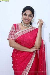 Mounika Ghanta in Red Saree, HD Photo Gallery