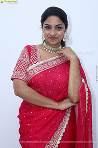 Mounika Ghanta in Red Saree, HD Photo Gallery