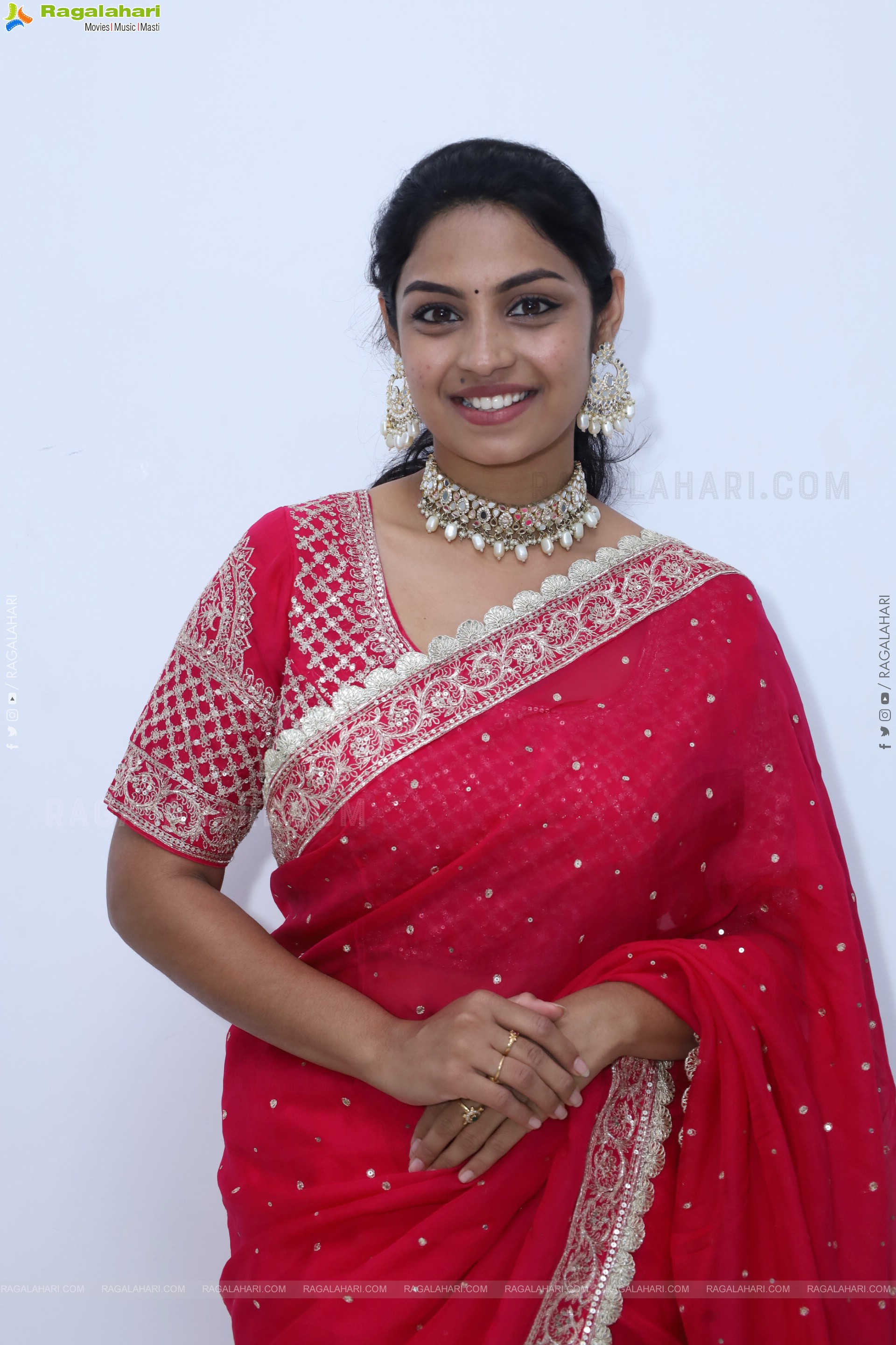 Mounika Ghanta in Red Saree, HD Photo Gallery